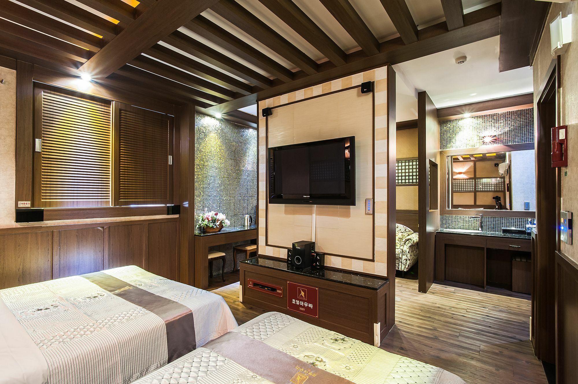 Aura Hotel Ansan Exterior foto